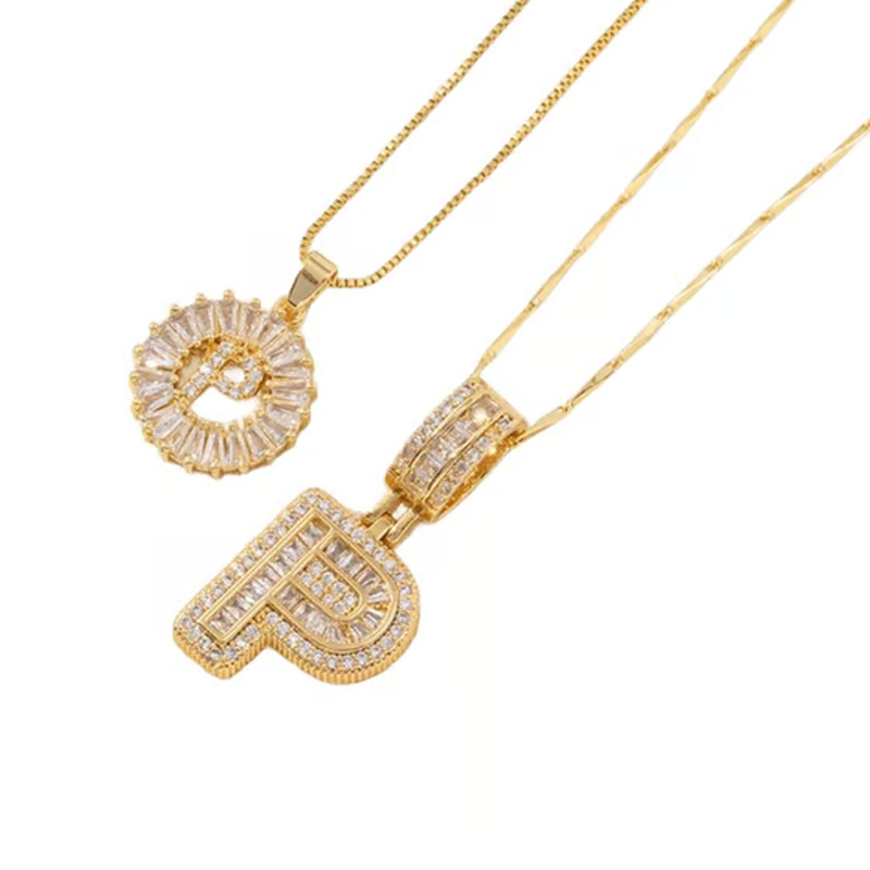 Collier pendentif alphabet doré