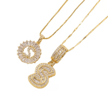 Collier pendentif alphabet doré