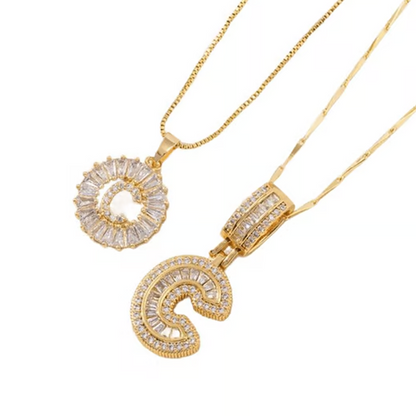 Collier pendentif alphabet doré