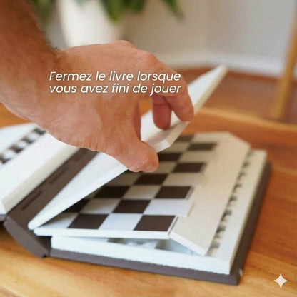 Boîte d'échecs magnétique internationale