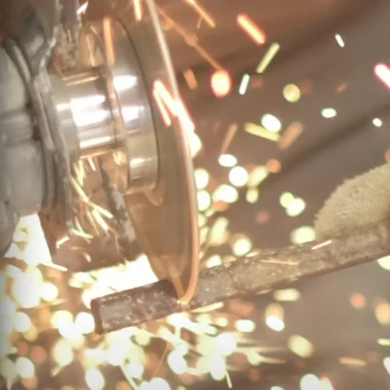 Disque à meuler galvanisé – double grain, sans étincelle